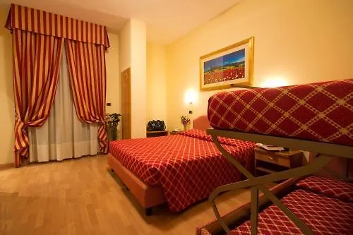 Hotel Villa Luca Chianciano Terme 3*,  Itália